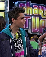 Shake_It_Up_S01E03_1080p_BTD_001874.jpg