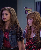 Shake_It_Up_S01E03_1080p_BTD_001963.jpg