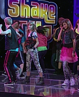 Shake_It_Up_S01E03_1080p_BTD_001998.jpg