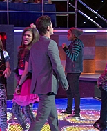 Shake_It_Up_S01E03_1080p_BTD_002366.jpg