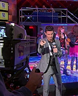 Shake_It_Up_S01E03_1080p_BTD_002397.jpg