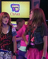 Shake_It_Up_S01E03_1080p_BTD_002404.jpg