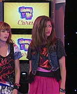 Shake_It_Up_S01E03_1080p_BTD_002409.jpg