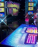 Shake_It_Up_S01E03_1080p_BTD_002585.jpg