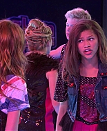 Shake_It_Up_S01E03_1080p_BTD_002704.jpg