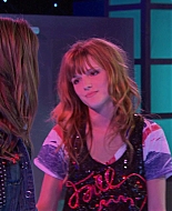 Shake_It_Up_S01E03_1080p_BTD_002756.jpg