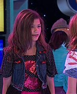 Shake_It_Up_S01E03_1080p_BTD_002779.jpg