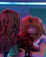 Shake_It_Up_S01E03_1080p_BTD_002906.jpg