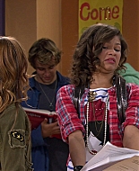 Shake_It_Up_S01E04_1080p_BTD_000546.jpg