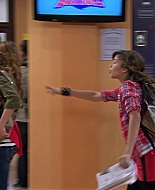 Shake_It_Up_S01E04_1080p_BTD_000561.jpg