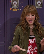 Shake_It_Up_S01E04_1080p_BTD_000676.jpg