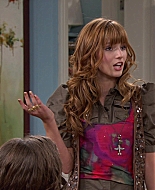 Shake_It_Up_S01E04_1080p_BTD_000988.jpg