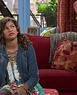 Shake_It_Up_S01E04_1080p_BTD_000994.jpg