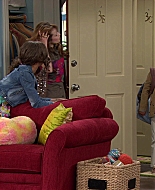 Shake_It_Up_S01E04_1080p_BTD_001050.jpg