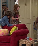 Shake_It_Up_S01E04_1080p_BTD_001055.jpg