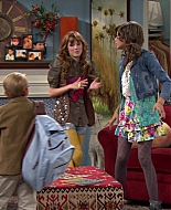 Shake_It_Up_S01E04_1080p_BTD_001072.jpg