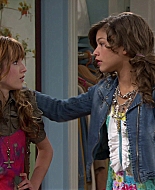Shake_It_Up_S01E04_1080p_BTD_001120.jpg