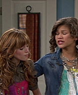 Shake_It_Up_S01E04_1080p_BTD_001125.jpg