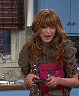Shake_It_Up_S01E04_1080p_BTD_001307.jpg