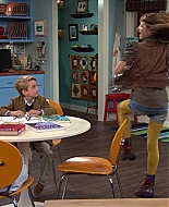 Shake_It_Up_S01E04_1080p_BTD_001609.jpg