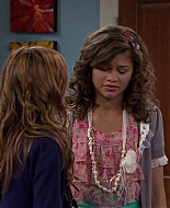 Shake_It_Up_S01E04_1080p_BTD_002368.jpg