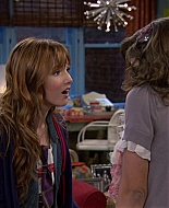 Shake_It_Up_S01E04_1080p_BTD_002409.jpg