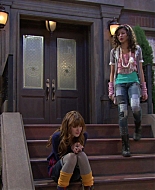 Shake_It_Up_S01E04_1080p_BTD_002595.jpg