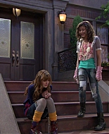 Shake_It_Up_S01E04_1080p_BTD_002610.jpg