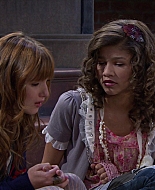 Shake_It_Up_S01E04_1080p_BTD_002684.jpg