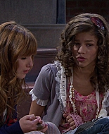 Shake_It_Up_S01E04_1080p_BTD_002686.jpg