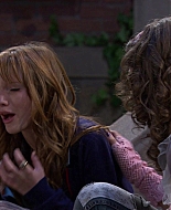 Shake_It_Up_S01E04_1080p_BTD_002732.jpg