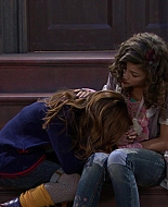 Shake_It_Up_S01E04_1080p_BTD_002772.jpg