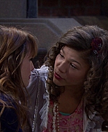 Shake_It_Up_S01E04_1080p_BTD_002779.jpg
