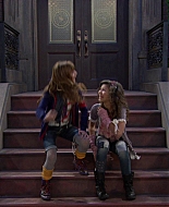 Shake_It_Up_S01E04_1080p_BTD_002899.jpg