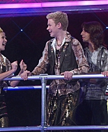 Shake_It_Up_S01E05_1080p_BTD_000039.jpg