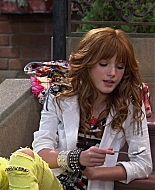 Shake_It_Up_S01E05_1080p_BTD_000503.jpg