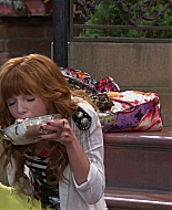 Shake_It_Up_S01E05_1080p_BTD_000546.jpg