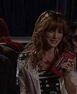 Shake_It_Up_S01E05_1080p_BTD_000946.jpg