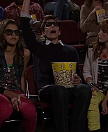 Shake_It_Up_S01E05_1080p_BTD_001063.jpg