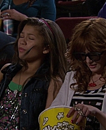 Shake_It_Up_S01E05_1080p_BTD_001153.jpg