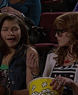 Shake_It_Up_S01E05_1080p_BTD_001158.jpg