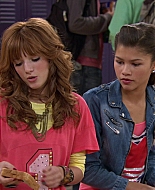 Shake_It_Up_S01E05_1080p_BTD_001242.jpg