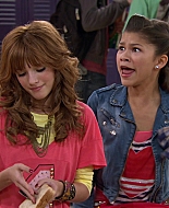 Shake_It_Up_S01E05_1080p_BTD_001244.jpg