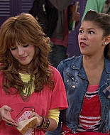 Shake_It_Up_S01E05_1080p_BTD_001245.jpg