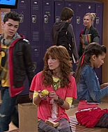 Shake_It_Up_S01E05_1080p_BTD_001296.jpg