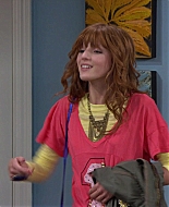Shake_It_Up_S01E05_1080p_BTD_001775.jpg