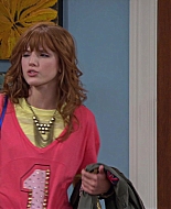Shake_It_Up_S01E05_1080p_BTD_001779.jpg