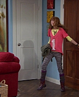 Shake_It_Up_S01E05_1080p_BTD_001783.jpg