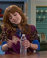Shake_It_Up_S01E05_1080p_BTD_001943.jpg