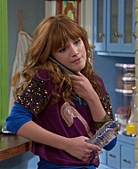 Shake_It_Up_S01E05_1080p_BTD_001968.jpg